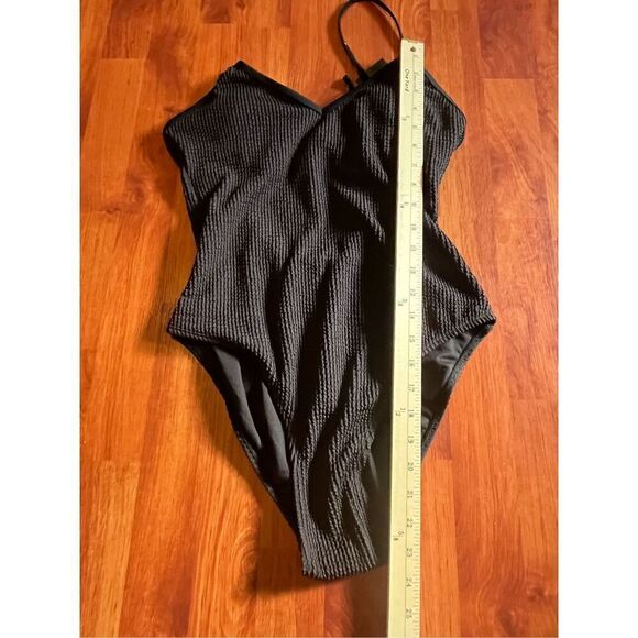 NWT No Boundaries Black swimsuit size large - Picture 3 of 9